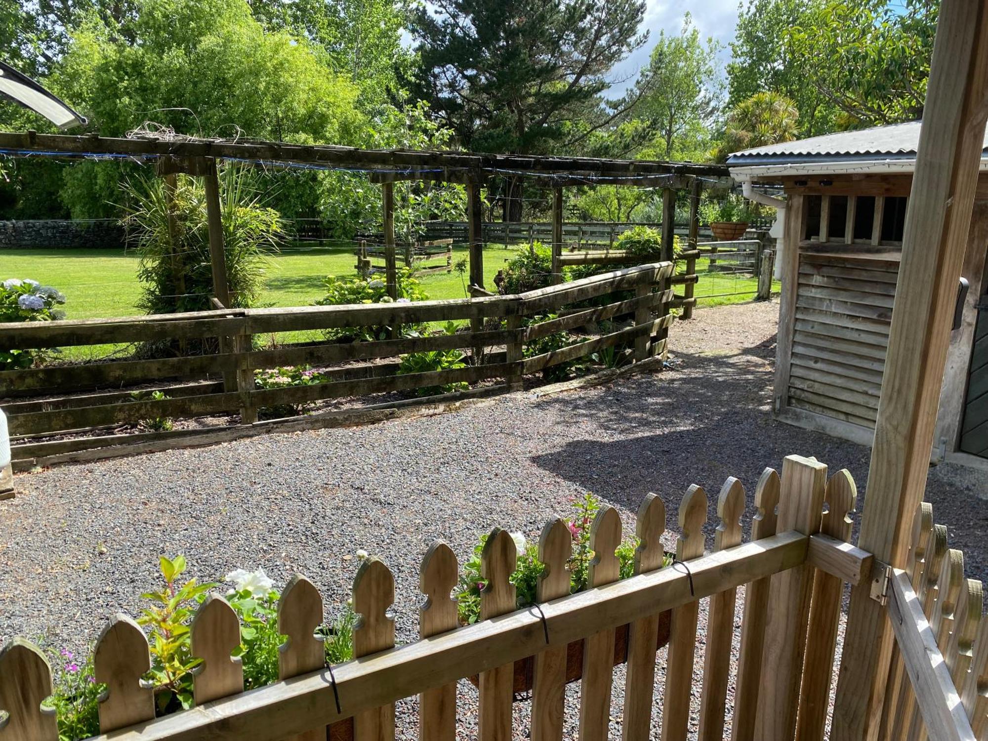 Willows Reach Lodge Kumeu Luaran gambar